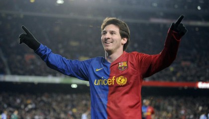 曼联帅位悬疑引转会波澜 阿莫林执教前景成内部争议焦点