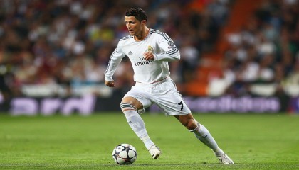 七万余人见证中英女足巅峰对话，热身赛火爆背后能否说明问题？