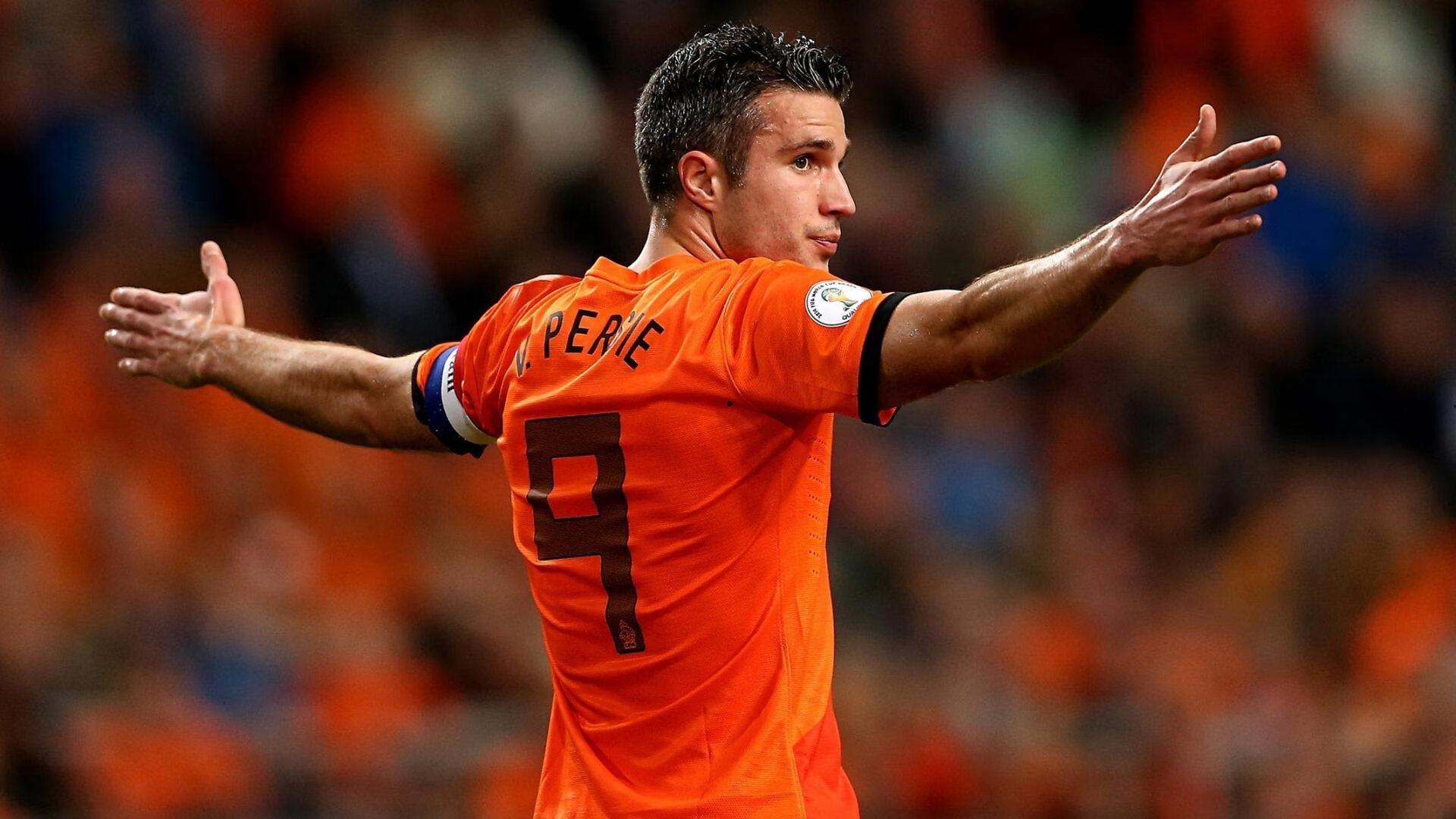 伊涅斯塔挥别绿茵场,巴萨塑造传奇,命运因红蓝而改