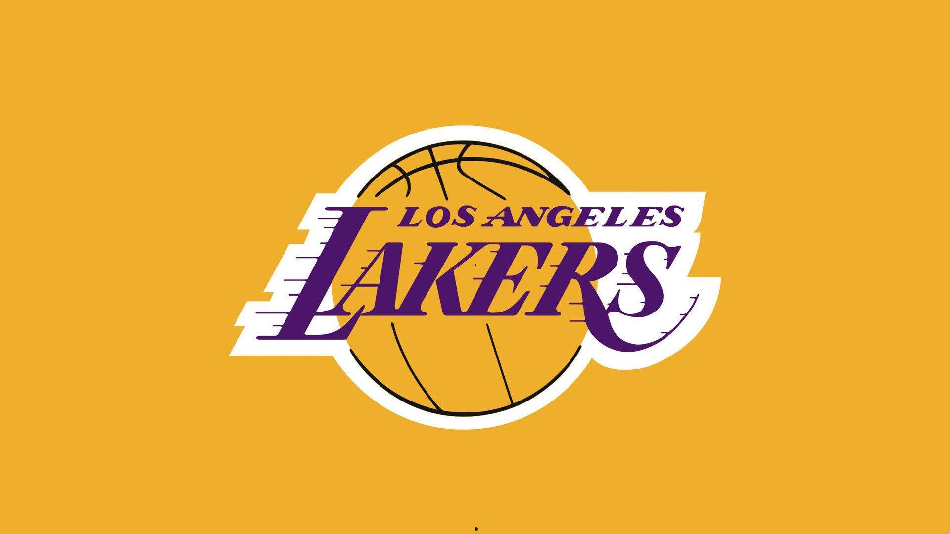 英格兰足总杯惊现戏剧性一幕,马奎尔补时绝杀,狂热球迷冲场滑跪引爆全场